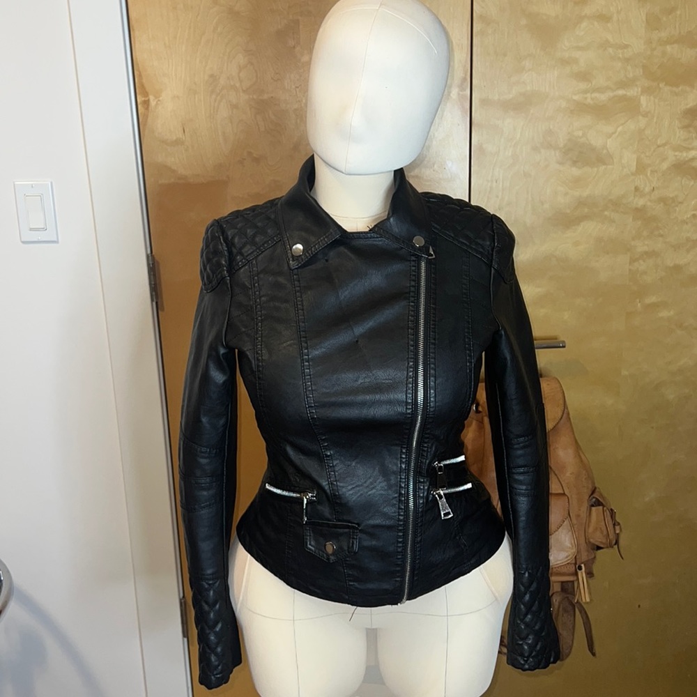 Akira Azalea Wang Biker Jacket with detachable faux fur Size L